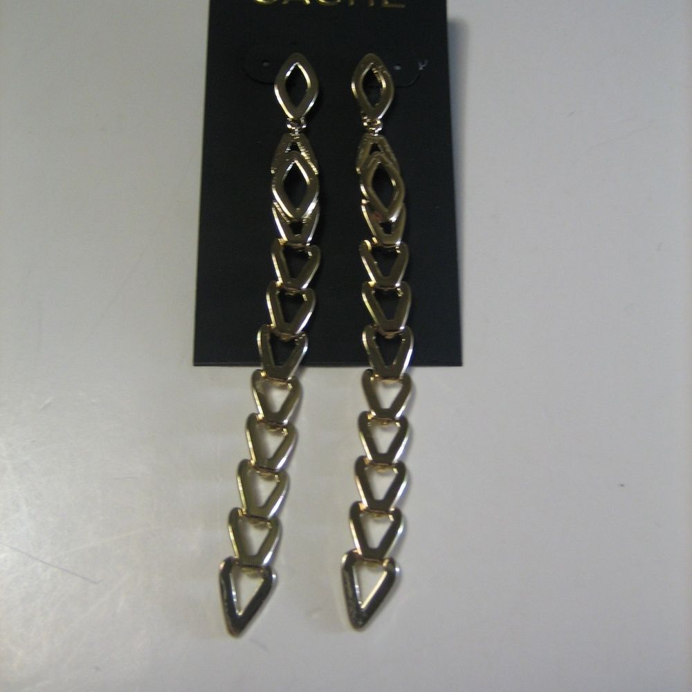 Cache Gold Link Drop earrings NWT 38